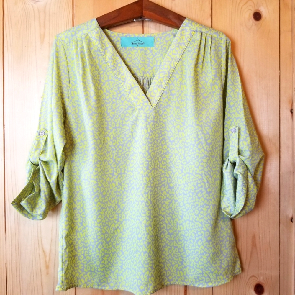 Haute Hanger Geo Print V-Neck Roll Tab Sleeve Pull-On Semi-Sheer Blouse Top